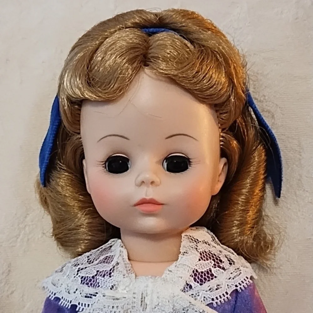 Madame Alexander Abigail Adams Doll